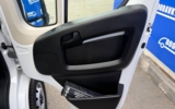 vehicle image #31