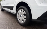 vehicle image #17