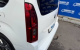 vehicle image #13