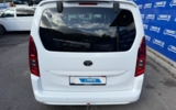 vehicle image #11