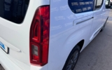 vehicle image #17