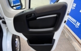 Peugeot Boxer Furgon 2.2 BlueHDi 140k 330 L1H1 – fotografia 29