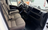 Peugeot Boxer Furgon 2.2 BlueHDi 140k 330 L1H1 – fotografia 28