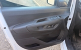 vehicle image #15