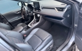vehicle image #10