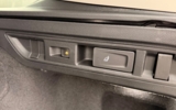 vehicle image #19