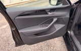 vehicle image #29