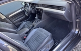 vehicle image #9