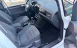 vehicle image #8