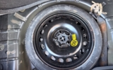 vehicle image #18