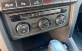 vehicle image #32