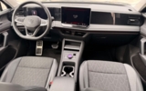 vehicle image #15