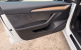 vehicle image #30