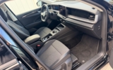 vehicle image #9