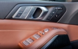 vehicle image #16