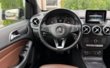vehicle image #11