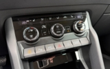 vehicle image #19