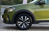 vehicle image #26