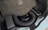 vehicle image #9