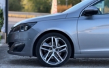 vehicle image #25