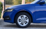 vehicle image #24