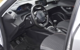 vehicle image #9