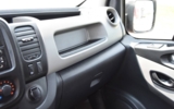 vehicle image #10
