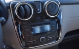 vehicle image #15