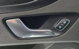 vehicle image #18