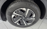vehicle image #13