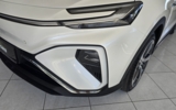 vehicle image #11