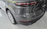 vehicle image #18