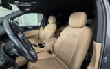 vehicle image #16