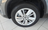 vehicle image #16