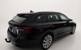 vehicle image #9
