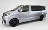 vehicle image #4