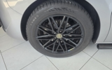 vehicle image #12
