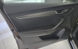 vehicle image #13