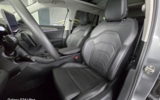 vehicle image #16
