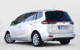 vehicle image #9
