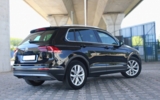 vehicle image #9