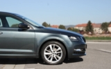 vehicle image #9