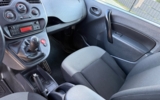 vehicle image #14