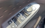 vehicle image #32