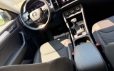 vehicle image #30