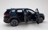 vehicle image #16
