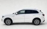 vehicle image #12