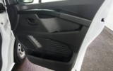 vehicle image #19