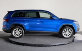 vehicle image #9