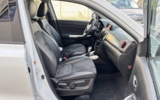 vehicle image #15